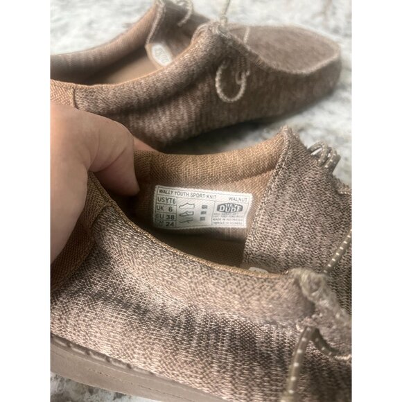 Hey Dudes Kids Wally Sport Knit Walnut  Loafers Sz 6 Youth - Picture 7 of 8